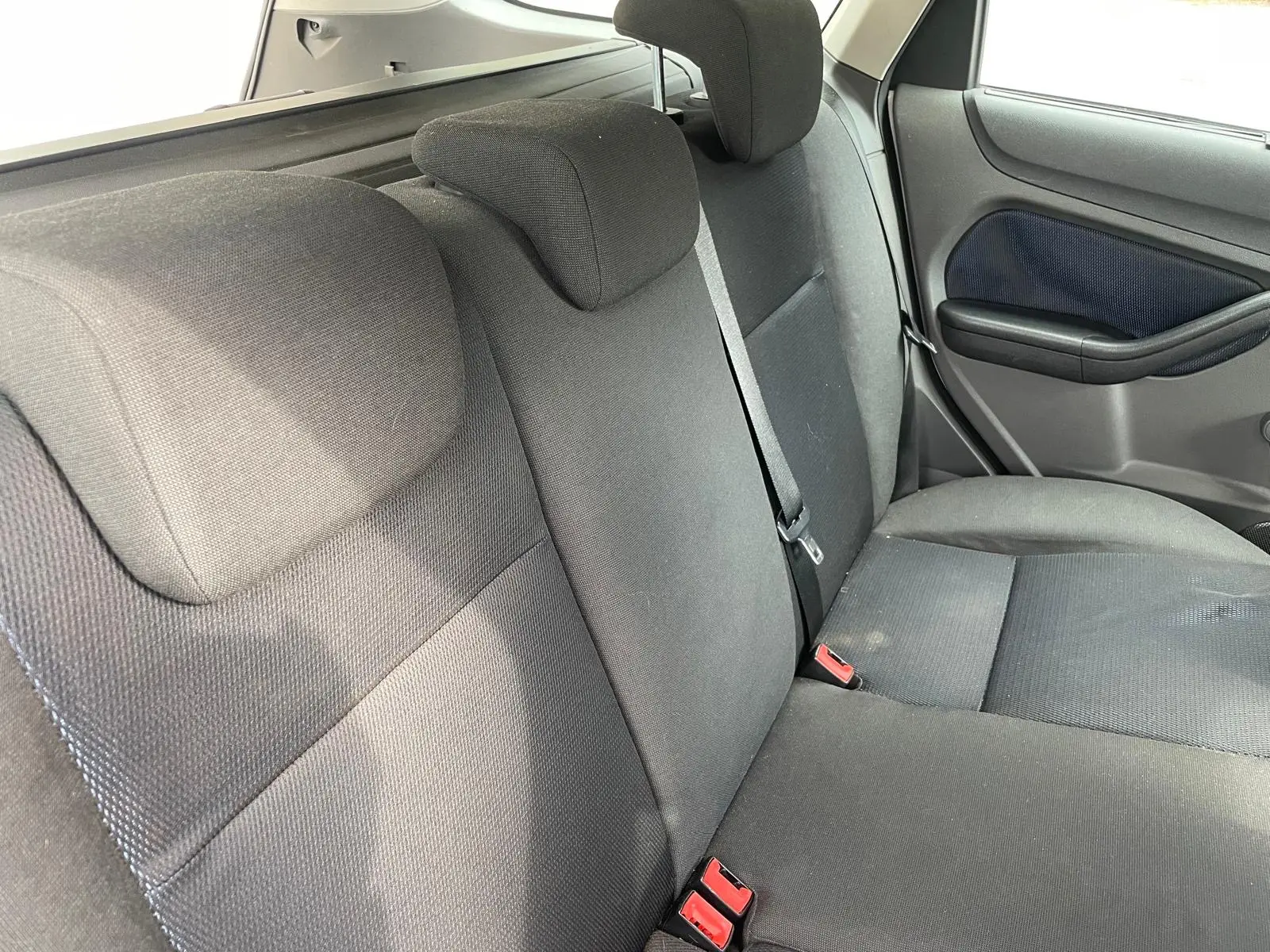 Ford Focus 1.6 TDCi Connection 10