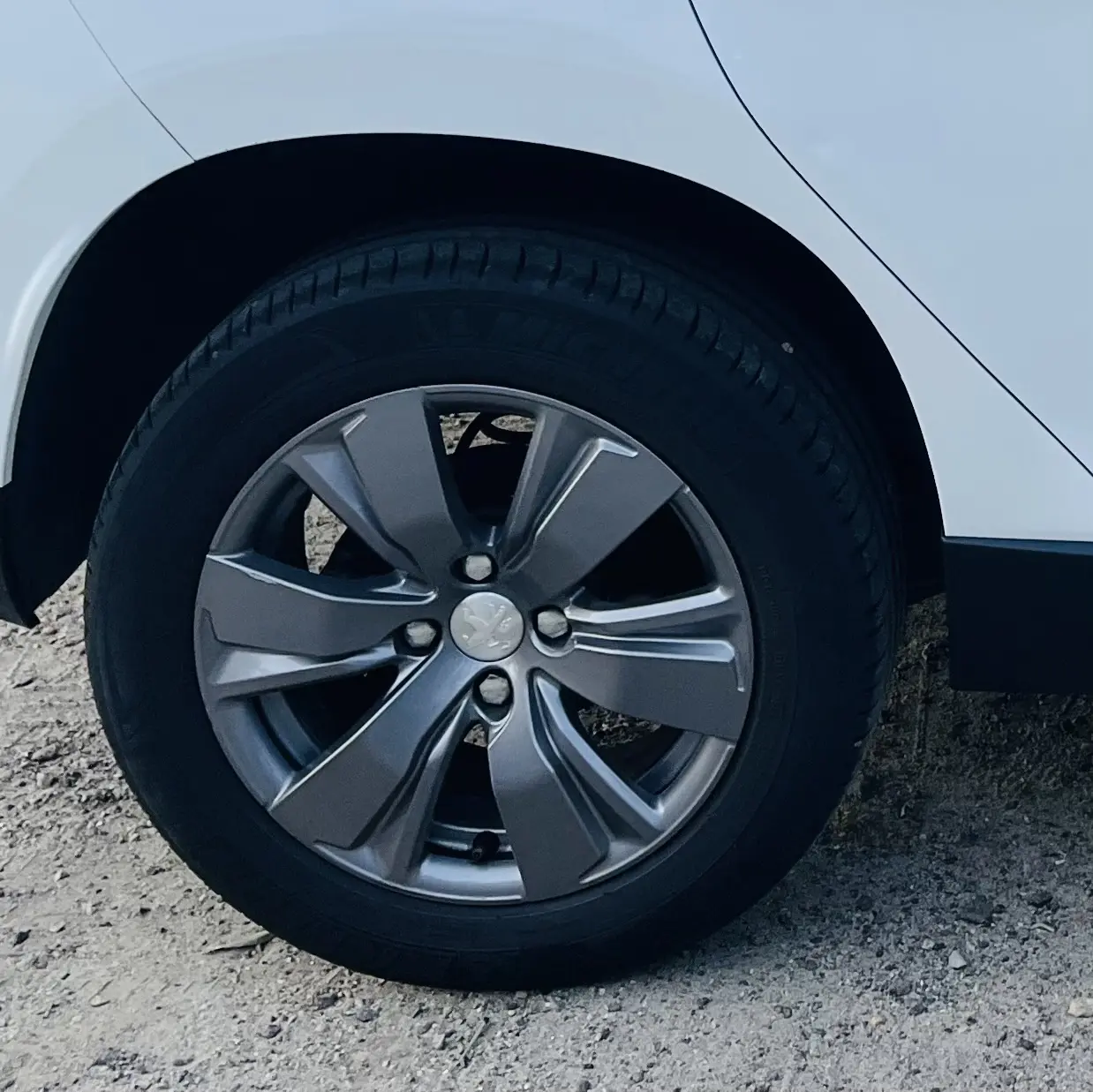 Peugeot 2008 1.5 BlueHDi Active 7