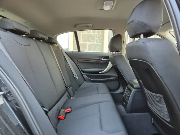 BMW 116 d EfficientDynamics 7