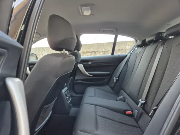 BMW 116 d EfficientDynamics 11