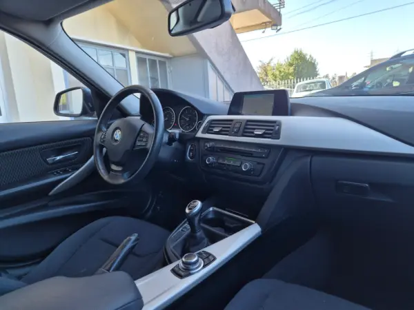 BMW 316 d Touring 19