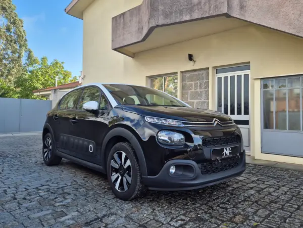 Citroën C3 1.2 PureTech Shine 7