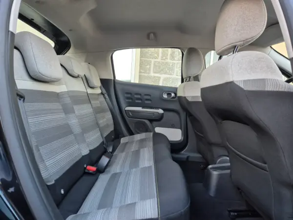 Citroën C3 1.2 PureTech Shine 10