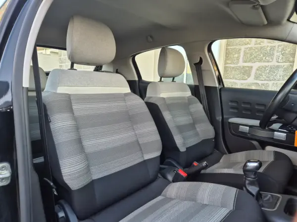 Citroën C3 1.2 PureTech Shine 13