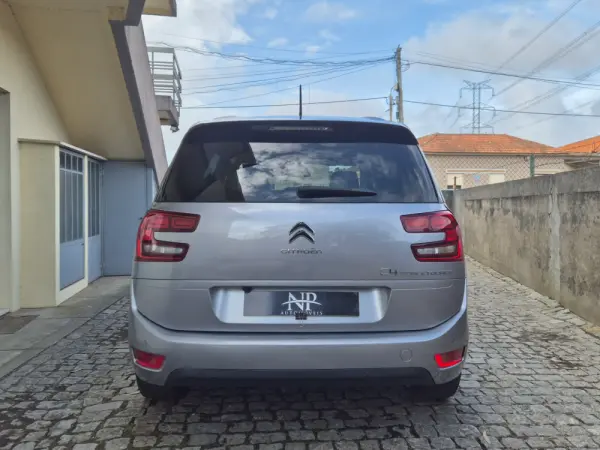 Citroën C4 Spacetourer BlueHDi 130 Stop&Start SHINE 4