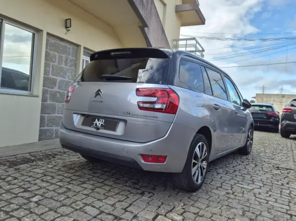 Citroën C4 Spacetourer BlueHDi 130 Stop&Start SHINE 5