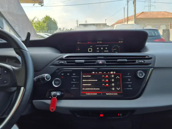 Citroën C4 Spacetourer BlueHDi 130 Stop&Start EAT8 FEEL 28