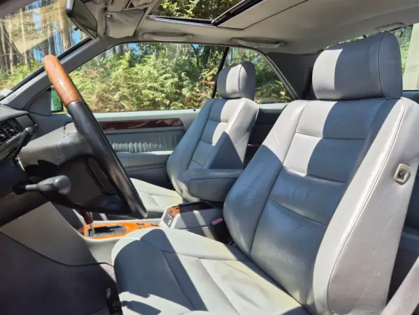 Mercedes-Benz 230 Outro 21