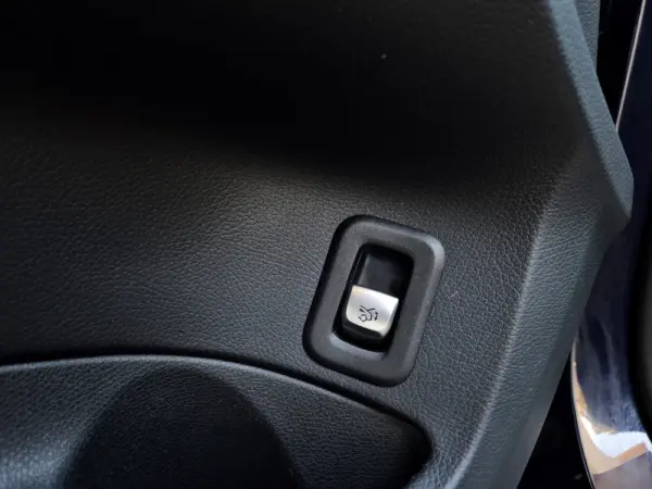 Mercedes-Benz C 200 d Station 9G-TRONIC 37