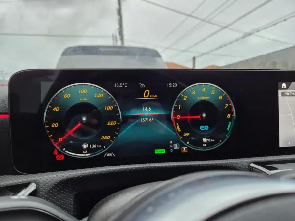 Mercedes-Benz CLA 250 e Shooting Brake AMG Line 22