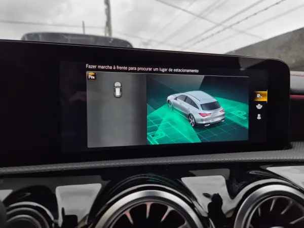 Mercedes-Benz CLA 250 e Shooting Brake AMG Line 29