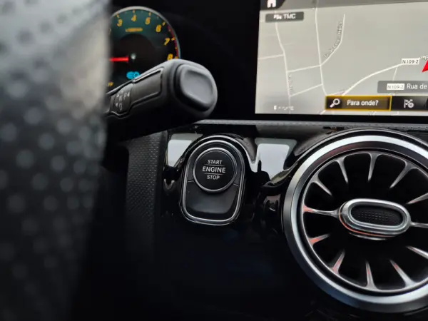 Mercedes-Benz CLA 250 e Shooting Brake AMG Line 33