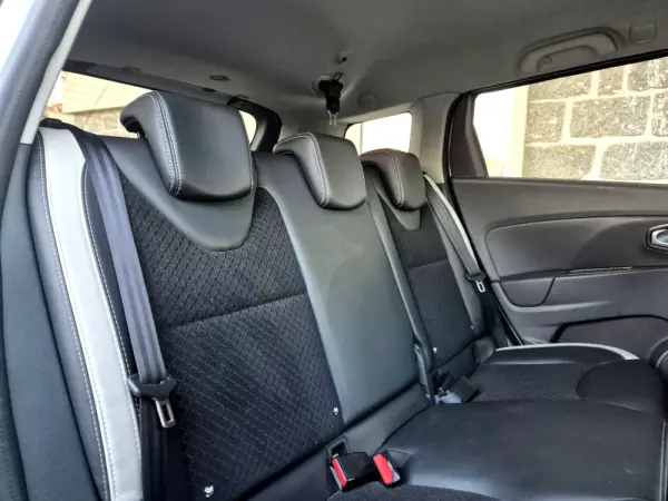 Renault Clio Sport Tourer (Energy) dCi 90 EDC Bose Edition 8