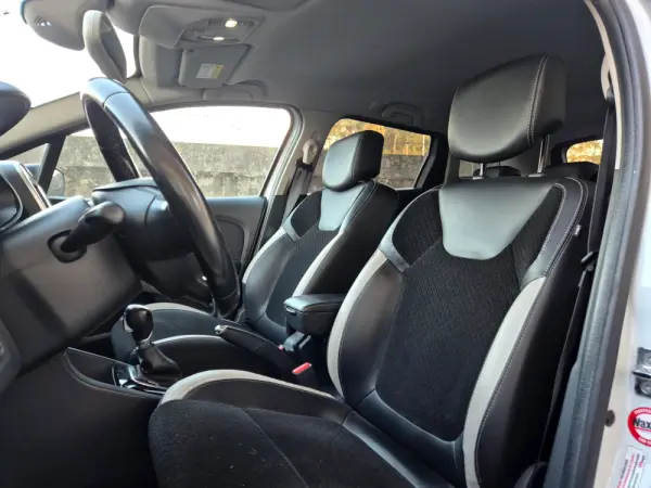 Renault Clio Sport Tourer (Energy) dCi 90 EDC Bose Edition 13