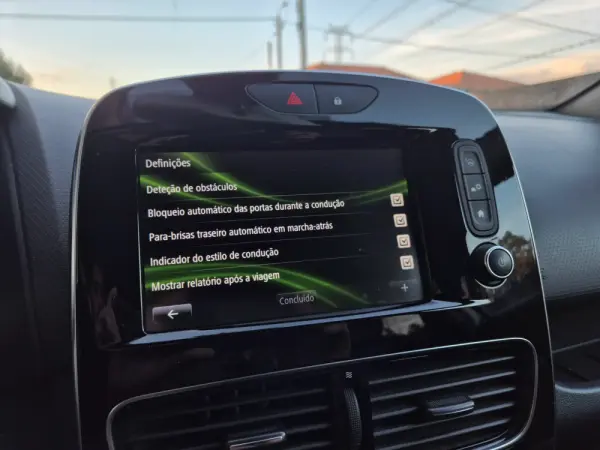 Renault Clio Sport Tourer (Energy) dCi 90 EDC Bose Edition 27