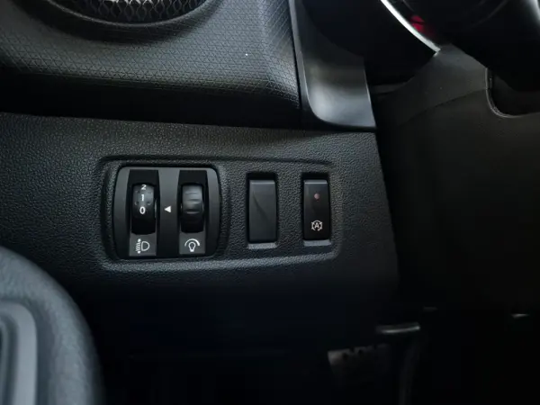 Renault Clio Sport Tourer (Energy) dCi 90 EDC Bose Edition 32