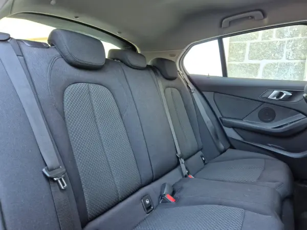 BMW 116 d EDynamics Advantage 8