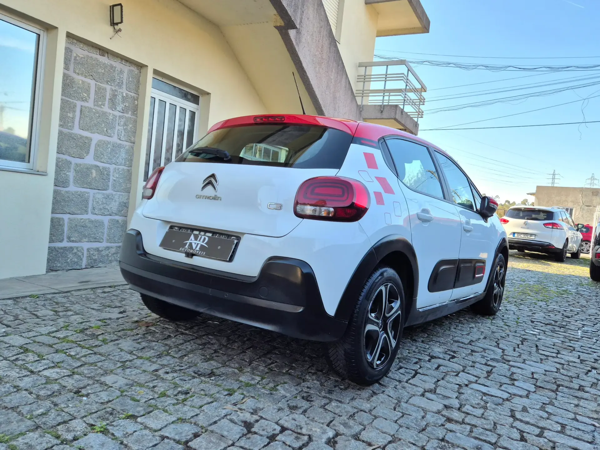 Citroën C3 Pure Tech S&S Live 4