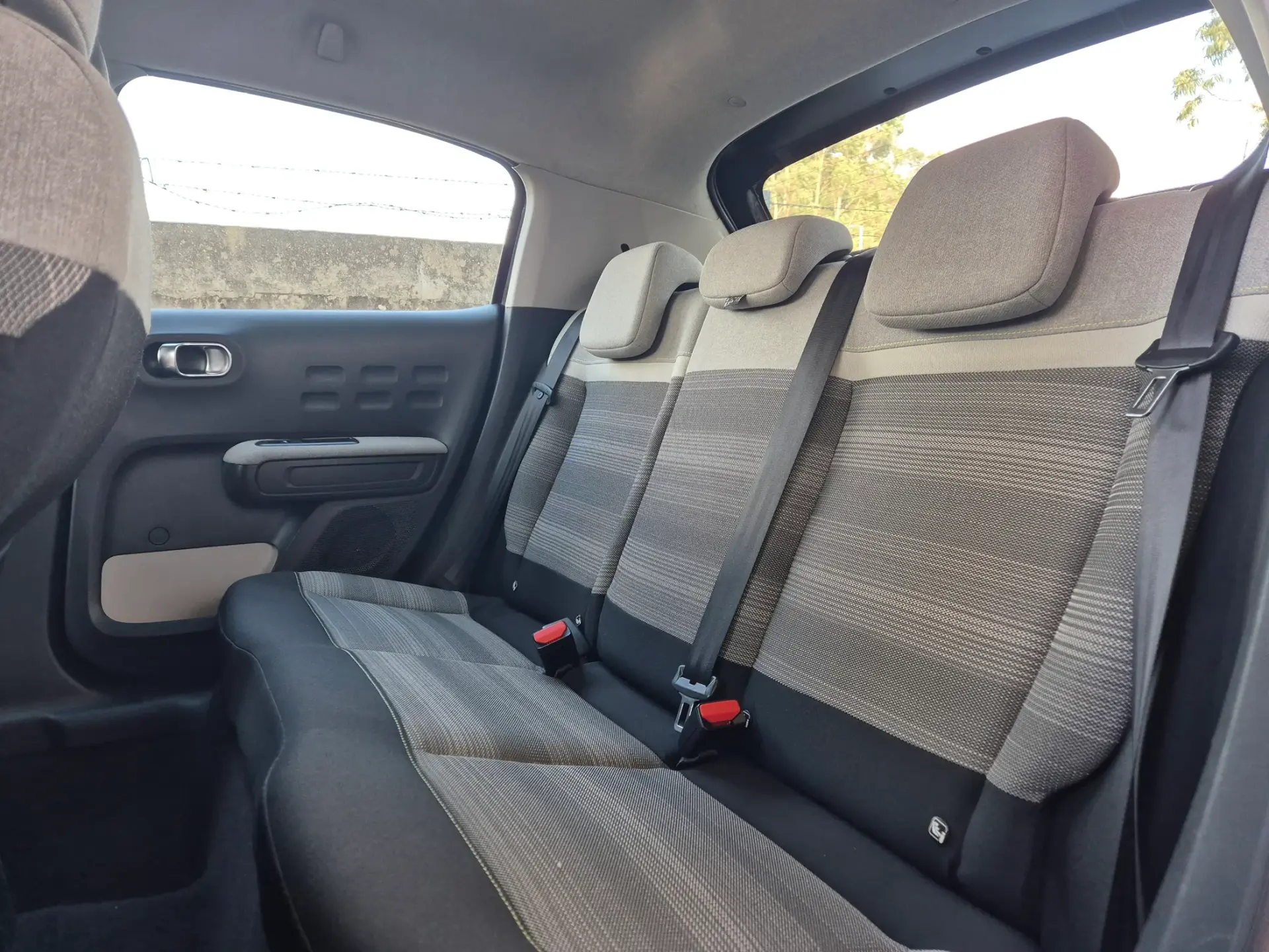 Citroën C3 1.2 PureTech Shine 15