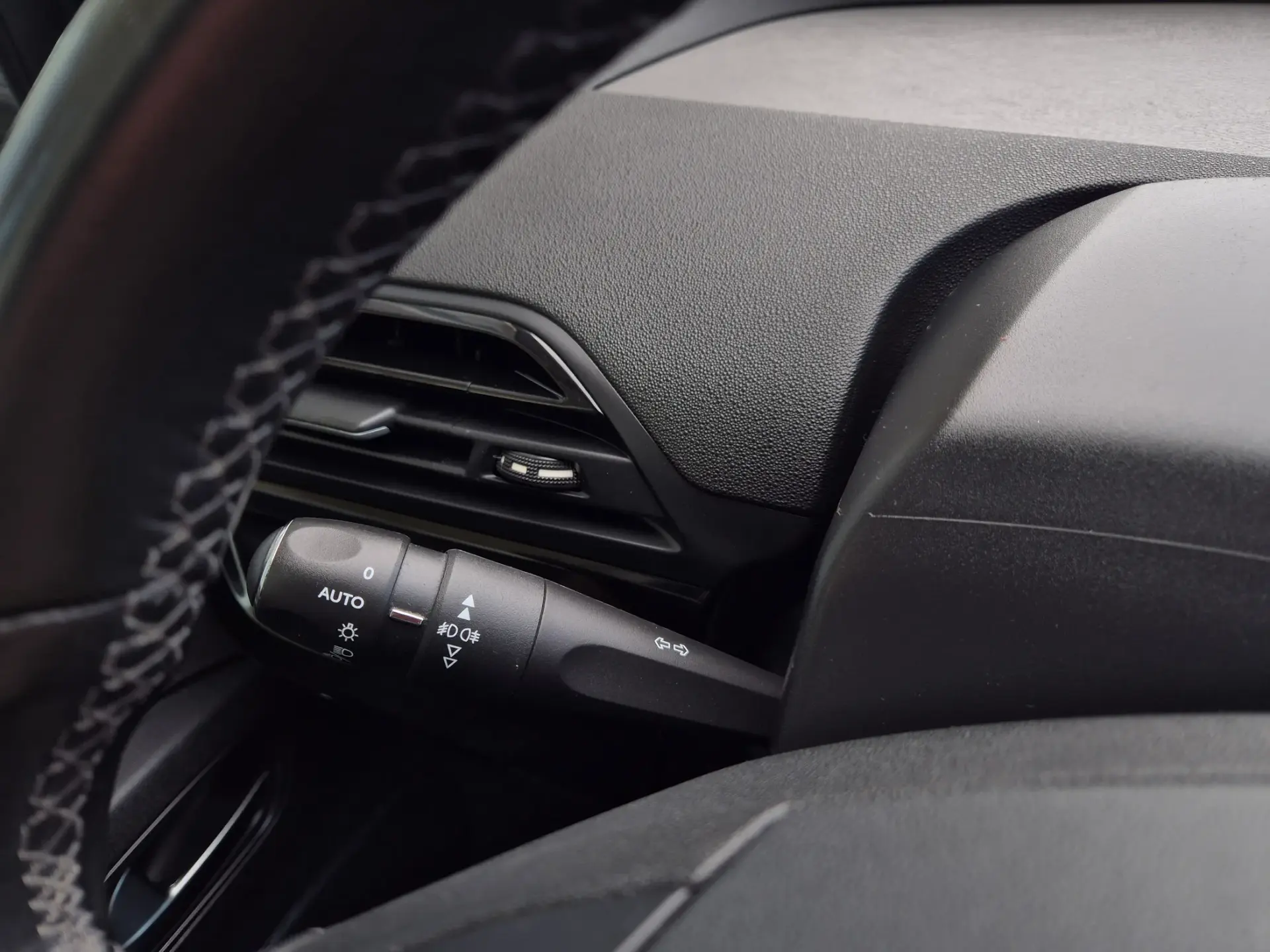 Citroën C4 Spacetourer BlueHDi 130 Stop&Start SHINE 25