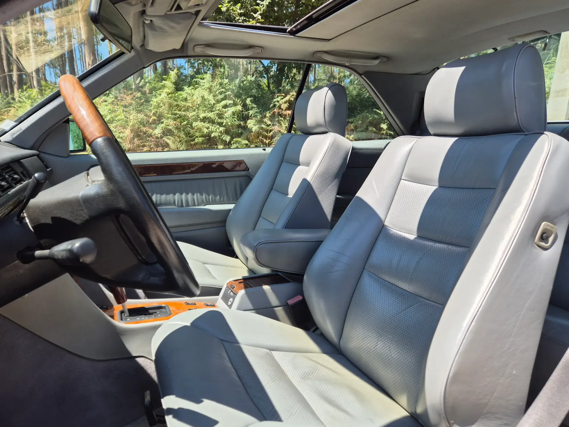 Mercedes-Benz 230 Outro 21