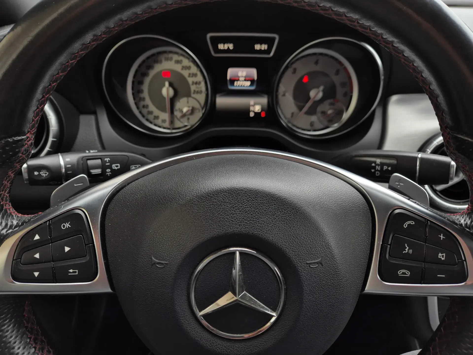 Mercedes-Benz CLA 200 d Shooting Brake AMG Line Aut. 19