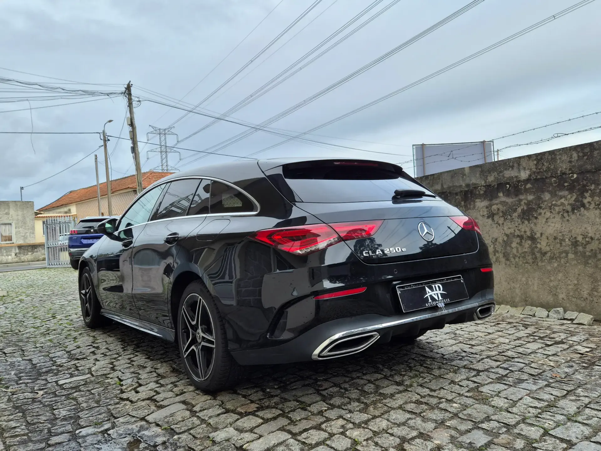 Mercedes-Benz CLA 250 e Shooting Brake AMG Line 2