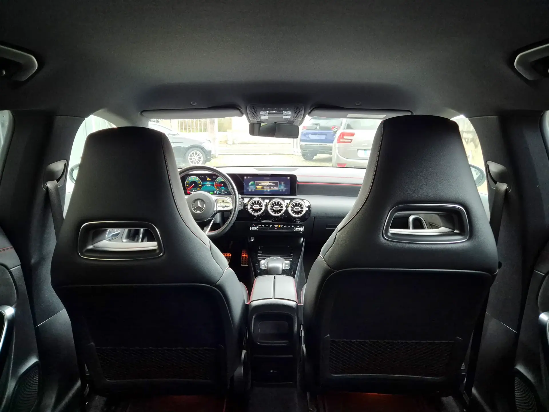 Mercedes-Benz CLA 250 e Shooting Brake AMG Line 9