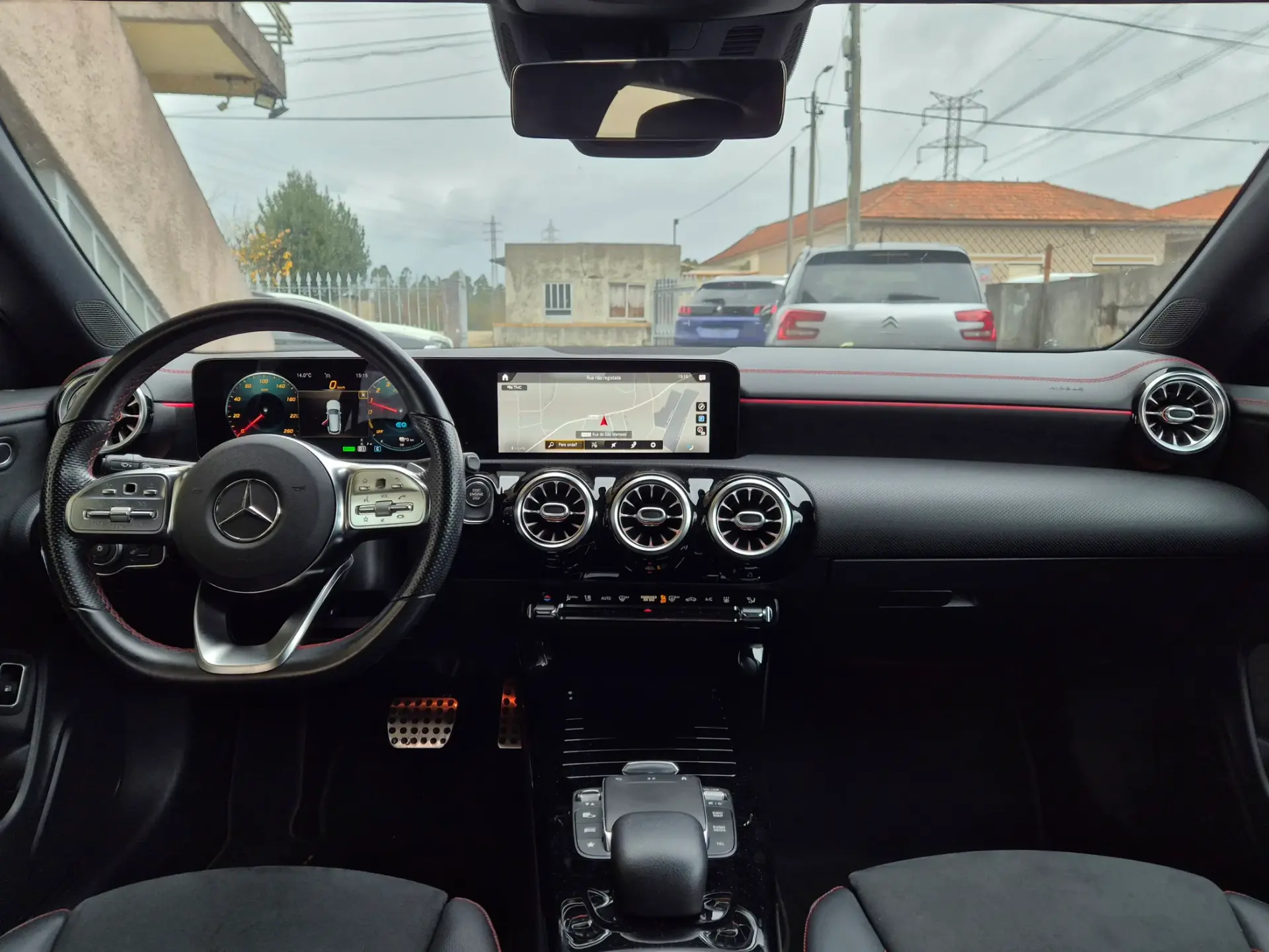 Mercedes-Benz CLA 250 e Shooting Brake AMG Line 17