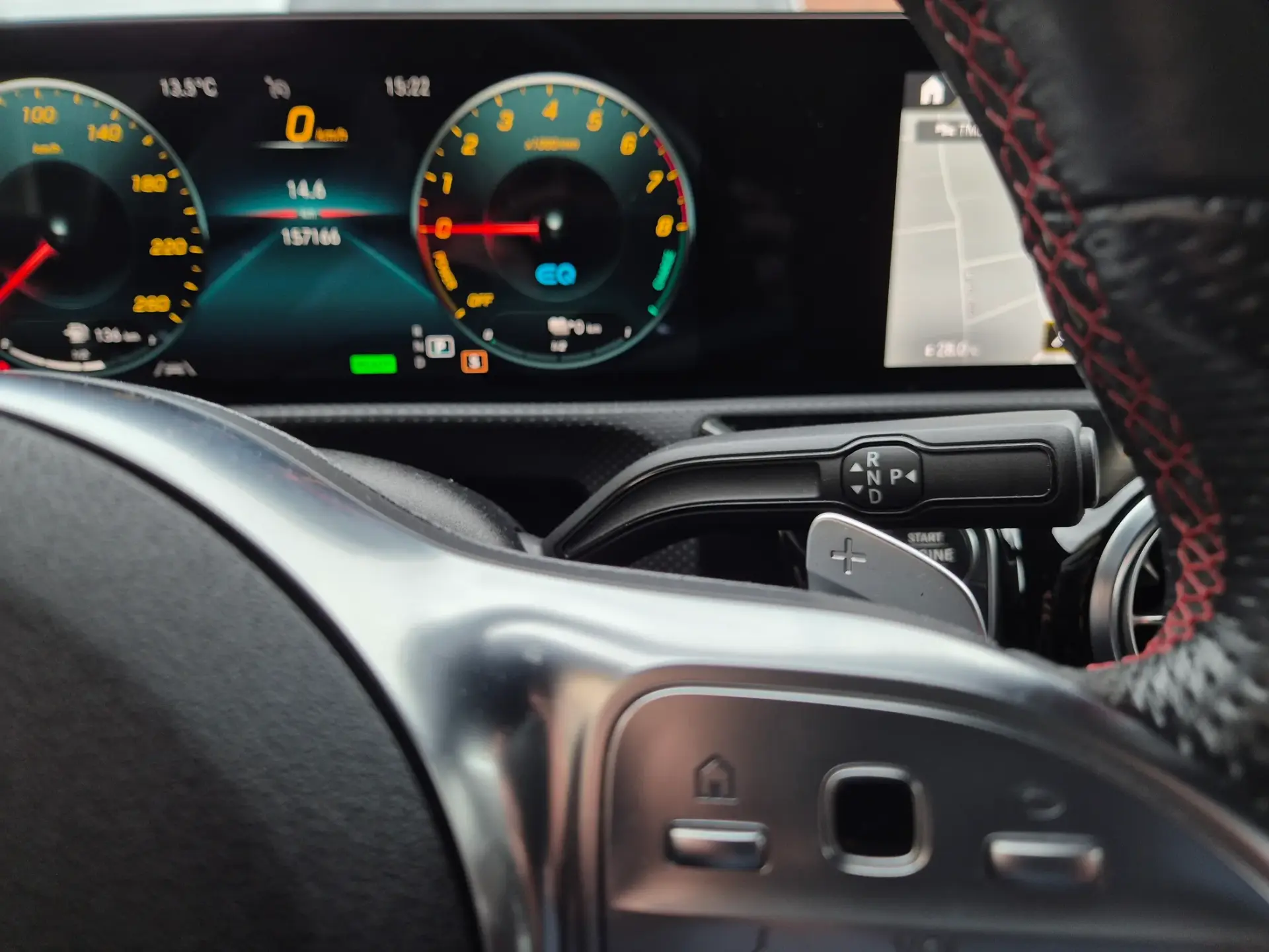 Mercedes-Benz CLA 250 e Shooting Brake AMG Line 21