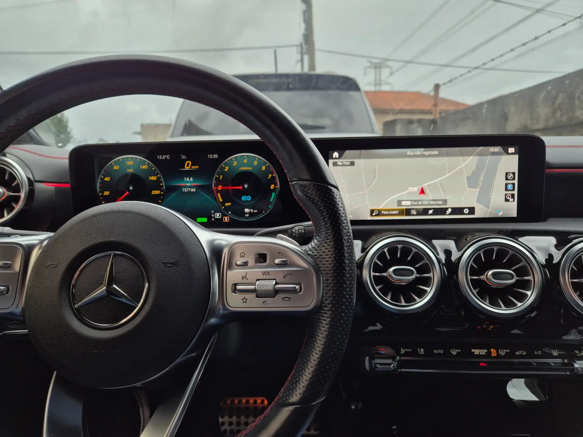 Mercedes-Benz CLA 250 e Shooting Brake AMG Line 23