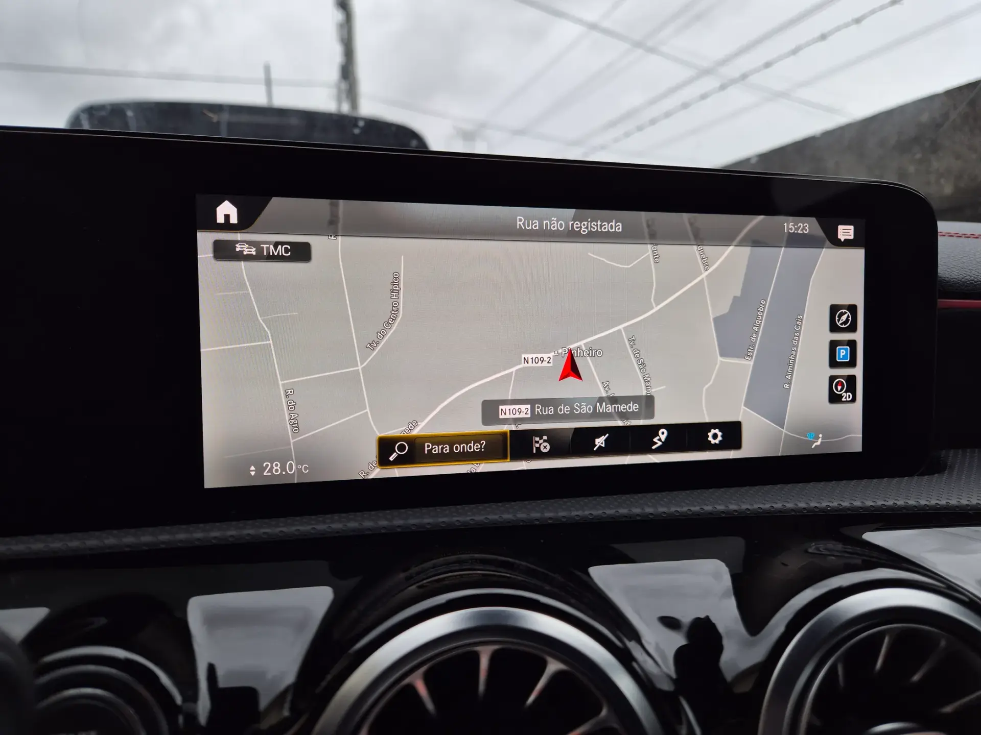 Mercedes-Benz CLA 250 e Shooting Brake AMG Line 26