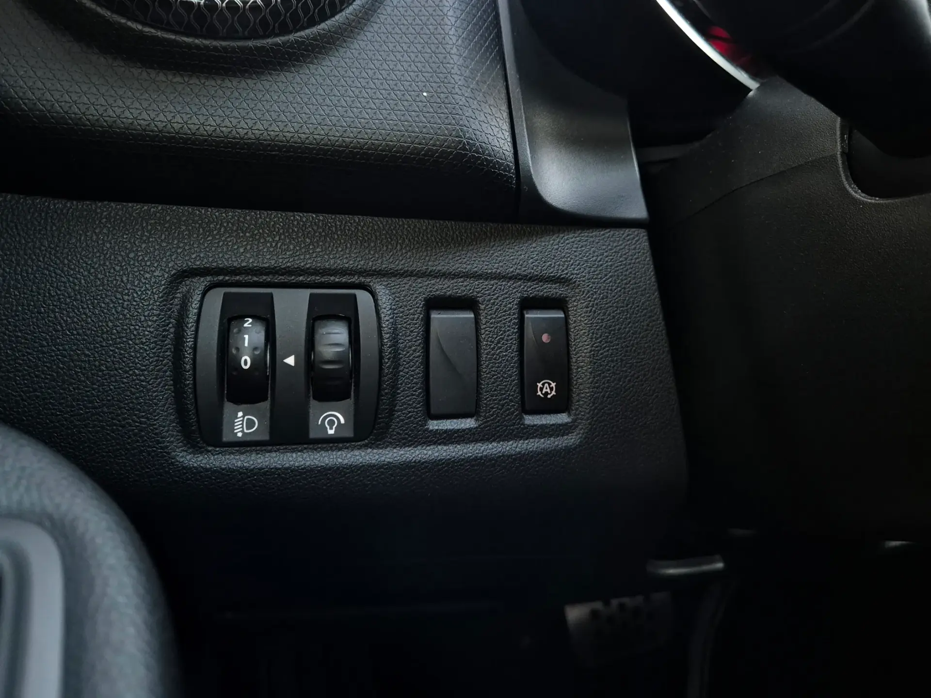 Renault Clio Sport Tourer (Energy) dCi 90 EDC Bose Edition 32