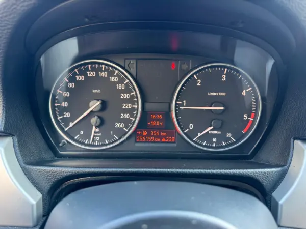 BMW 318 d Blue Performance 26