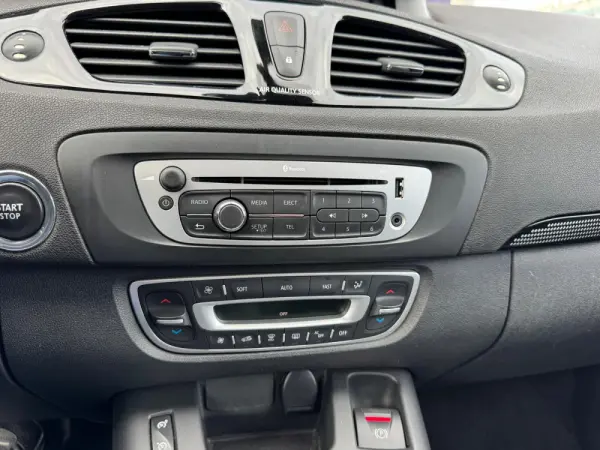 Renault Grand Scénic ENERGY dCi 110 LIMITED 27