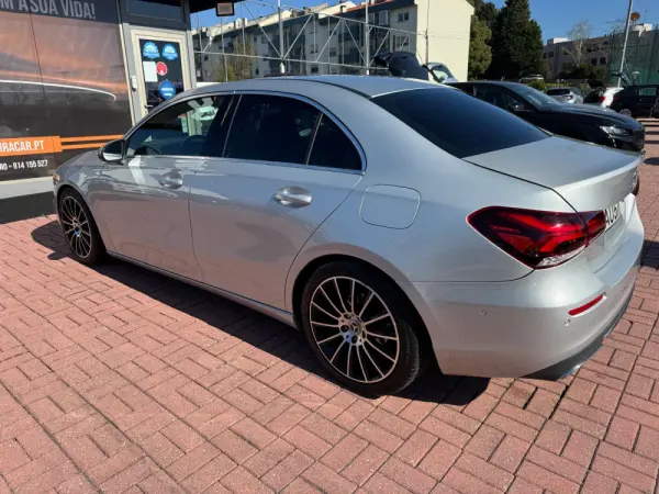 Mercedes-Benz A 180 Limousine d 7G-DCT Progressive 69