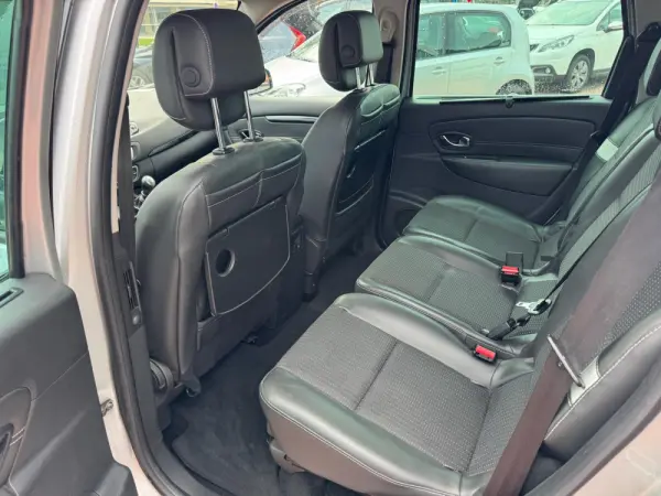 Renault Grand Scénic ENERGY dCi 110 LIMITED 7