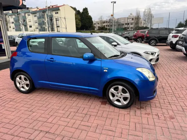 Suzuki Swift Outro 3