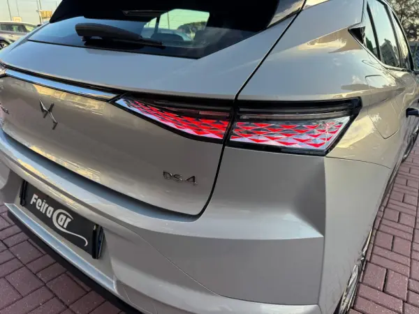 DS DS4 E-TENSE 225 OPERA 14