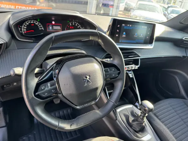 Peugeot 2008 1.2 PureTech Style 30