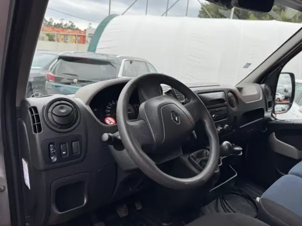 Renault Master 2.3 dCi L3H2 3.5T SS 10