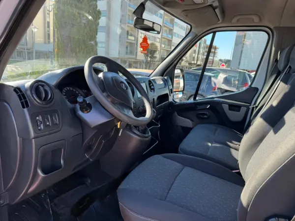 Opel Movano Outro 13