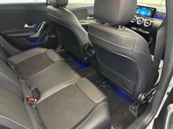 Mercedes-Benz A 180 Limousine d 7G-DCT Progressive 27