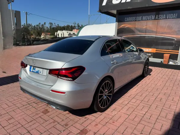 Mercedes-Benz A 180 Limousine d 7G-DCT Progressive 70