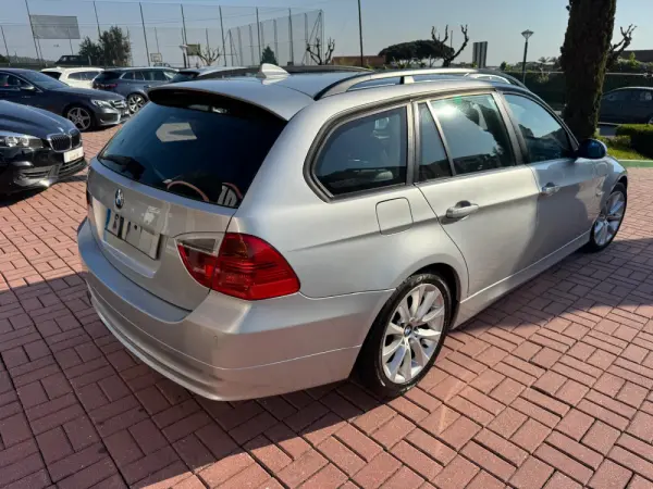 BMW 318 d Blue Performance 15