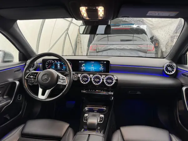 Mercedes-Benz A 180 Limousine d 7G-DCT Progressive 31