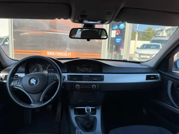 BMW 318 d Blue Performance 43