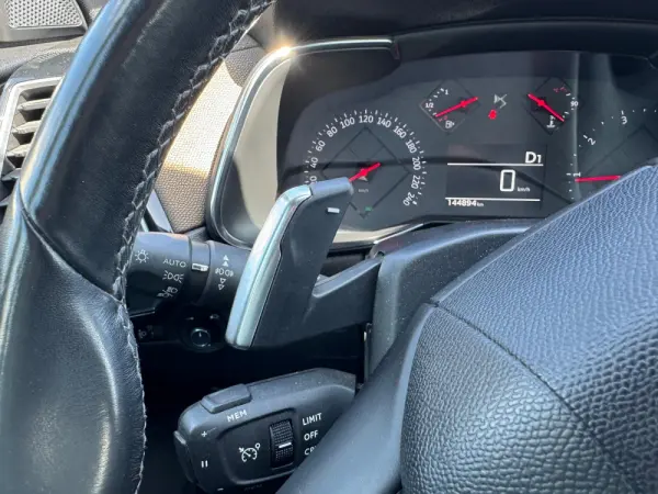 DS DS7 Crossback 1.5 BlueHDi Performance Line EAT8 30