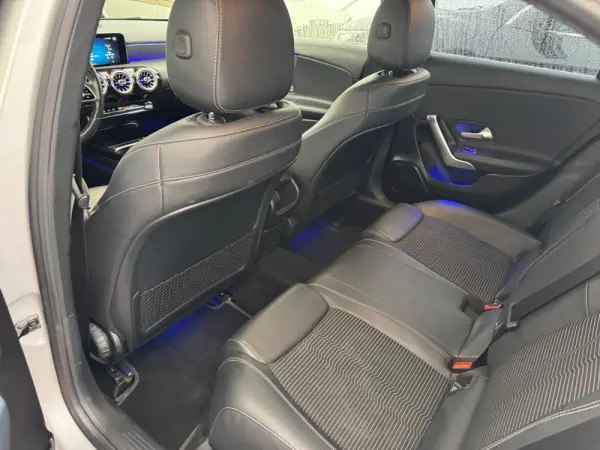 Mercedes-Benz A 180 Limousine d 7G-DCT Progressive 23