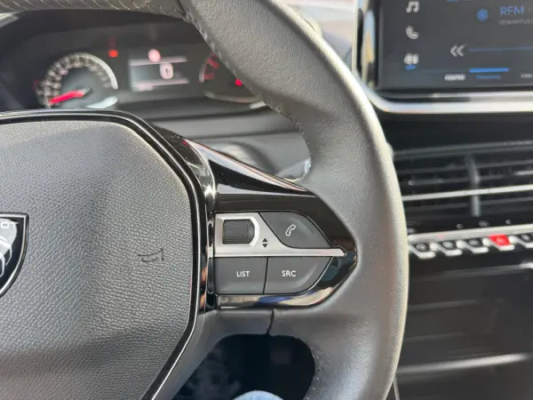 Peugeot 208 1.2 Puretch 25